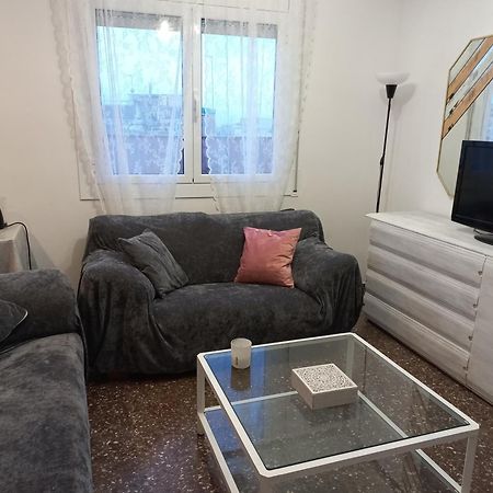 Cozy And Sunny Penthouse Fira Bcn Apartment L'Hospitalet de Llobregat Exterior foto